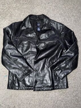 GAP Women’s Black Leather Button-Up Bomber Jacket